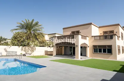 Villa - 4 Bedrooms - 5 Bathrooms for rent in Regional - Jumeirah Park - Dubai