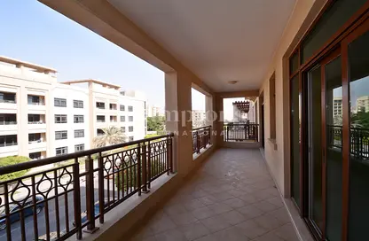 Apartment - 2 Bedrooms - 2 Bathrooms for sale in Turia Tower B - Turia - The Views - Dubai