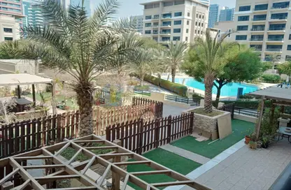 Apartment - 3 Bedrooms - 2 Bathrooms for rent in Al Ghaf 1 - Al Ghaf - Greens - Dubai