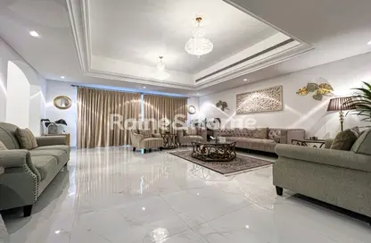 Villa - 3 Bedrooms - 5 Bathrooms for sale in Green Community Motor City - Motor City - Dubai