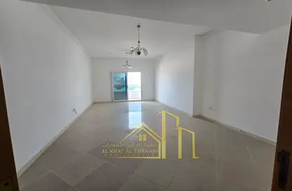 Apartment - 3 Bedrooms - 3 Bathrooms for rent in Al Taawun Street - Al Taawun - Sharjah