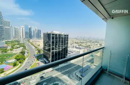 Apartment - 1 Bathroom for rent in Dubai Arch - JLT Cluster G - Jumeirah Lake Towers - Dubai