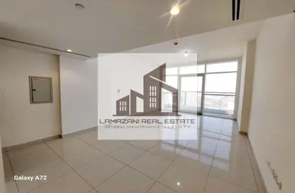 Apartment - 3 Bedrooms - 4 Bathrooms for rent in Danat Towers - Muroor Area - Abu Dhabi