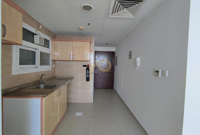 Apartment - 1 Bathroom for rent in Tiger Building Al Qadesia - Al Nahda - Sharjah