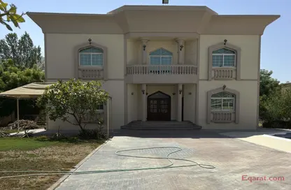 Villa - 4 Bedrooms - 6 Bathrooms for sale in Umm Suqeim 2 - Umm Suqeim - Dubai