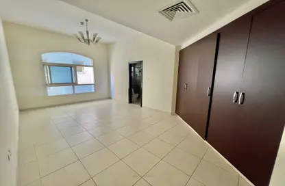 Apartment - 2 Bedrooms - 2 Bathrooms for rent in Al Wasl Road - Al Wasl - Dubai