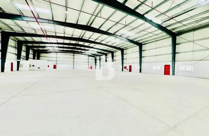 Warehouse - Studio for rent in Dubai Investment Park (DIP) - Dubai