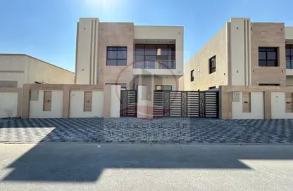 Villa - 5 Bedrooms - 7 Bathrooms for sale in Al Yasmeen 1 - Al Yasmeen - Ajman