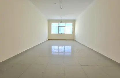 Apartment - 2 Bedrooms - 3 Bathrooms for rent in Rose Tower - Al Khan - Sharjah