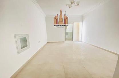 Apartment - 1 Bedroom - 2 Bathrooms for rent in Muwaileh 29 Building - Muwaileh - Sharjah