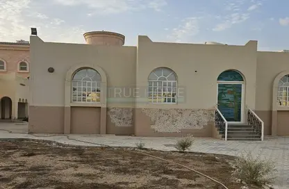 Bungalow - 3 Bedrooms - 3 Bathrooms for sale in Al Nouf 1 - Al Nouf - Sharjah