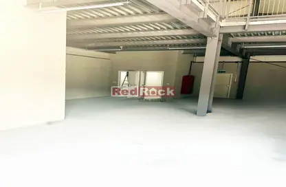 Warehouse - Studio - 2 Bathrooms for rent in Al Qusais Industrial Area 4 - Al Qusais Industrial Area - Al Qusais - Dubai