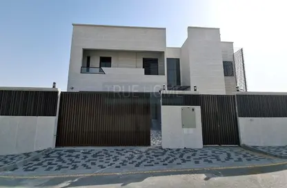 Villa - 6 Bedrooms - 7 Bathrooms for sale in Al Suyoh 2 - Al Suyoh - Sharjah