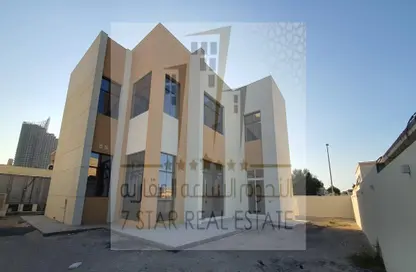 Villa - 6 Bedrooms for rent in Al Khaldeia Area - Sharjah