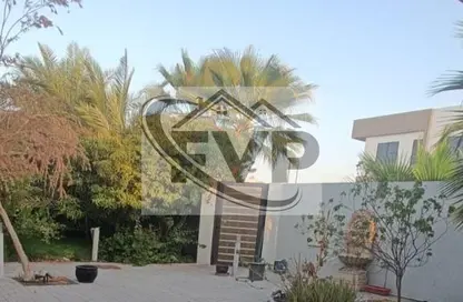 Villa - 3 Bedrooms - 5 Bathrooms for rent in Al Barsha 2 - Al Barsha - Dubai