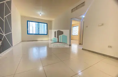 Apartment - 1 Bedroom - 1 Bathroom for rent in Al Ghaith Tower - Hamdan Street - Abu Dhabi