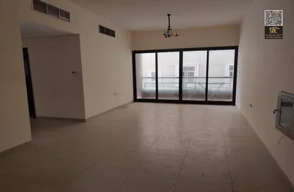 Apartment - 2 Bedrooms - 3 Bathrooms for rent in Al Jurf Industrial 2 - Al Jurf Industrial - Ajman