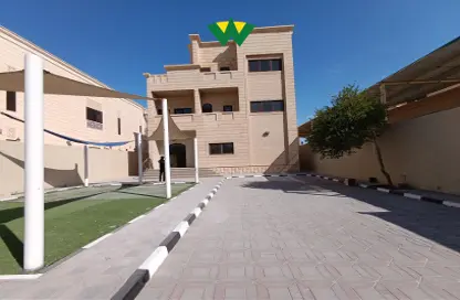 Villa - 6 Bedrooms for rent in Mohamed Bin Zayed Centre - Mohamed Bin Zayed City - Abu Dhabi