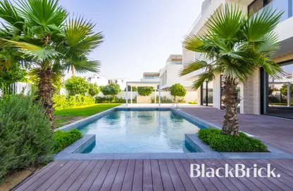 Villa - 6 Bedrooms - 7 Bathrooms for sale in Les 8 - Al Barari Villas - Al Barari - Dubai