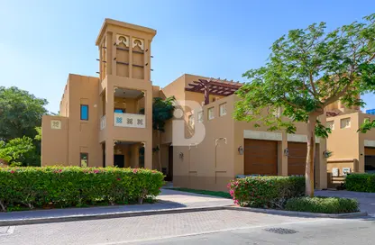 Villa - 5 Bedrooms - 6 Bathrooms for rent in Dubai Style - North Village - Al Furjan - Dubai