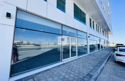 Shop - Studio for rent in Baniyas East - Baniyas - Abu Dhabi