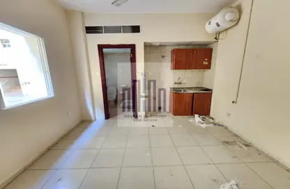 Apartment - Studio - 1 Bathroom for rent in Fire Station Road - Muwaileh - Sharjah