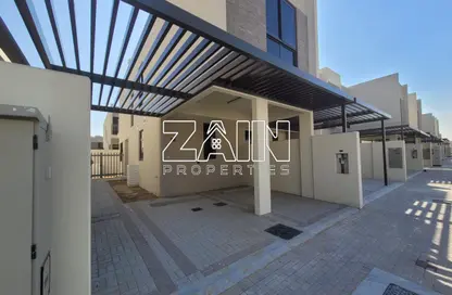 Townhouse - 3 Bedrooms - 4 Bathrooms for rent in Trixis - The Roots DAMAC Hills 2 - Damac Hills 2 - Dubai