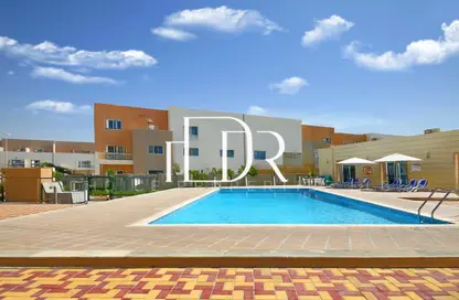 Villa - 3 Bedrooms - 5 Bathrooms for rent in Contemporary Style - Al Reef Villas - Al Reef - Abu Dhabi