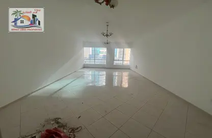 Apartment - 3 Bedrooms - 3 Bathrooms for rent in Al Majaz Tower - Al Majaz - Sharjah