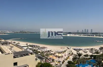 Apartment - 3 Bedrooms - 4 Bathrooms for rent in Al Msalli - Shoreline Apartments - Palm Jumeirah - Dubai