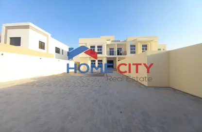 Villa - 4 Bedrooms - 7 Bathrooms for rent in Madinat Al Riyad - Abu Dhabi