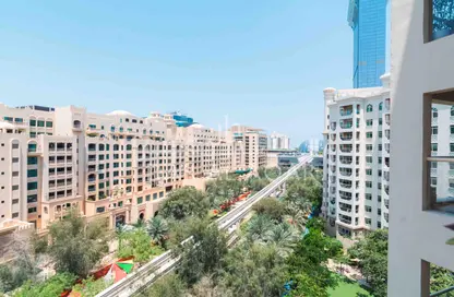 Apartment - 2 Bedrooms - 3 Bathrooms for sale in Al Sarrood - Shoreline Apartments - Palm Jumeirah - Dubai