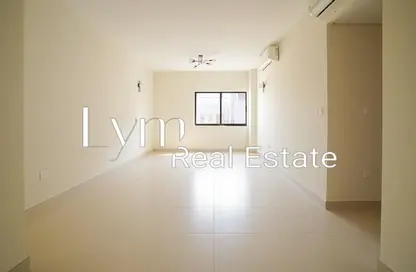 Apartment - 1 Bedroom - 1 Bathroom for rent in Al Muraqqabat - Deira - Dubai