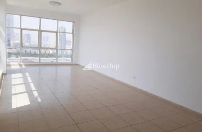 Apartment - 2 Bedrooms - 3 Bathrooms for rent in Olympic Park 1 - Olympic Park Towers - Dubai Sports City - Dubai