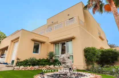 Villa - 4 Bedrooms - 5 Bathrooms for rent in Meadows 9 - Meadows - Dubai