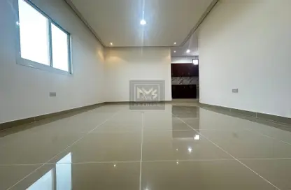 Apartment - 1 Bathroom for rent in Hadbat Al Zafranah - Muroor Area - Abu Dhabi