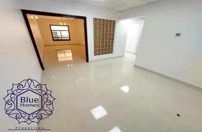 Apartment - 2 Bedrooms - 2 Bathrooms for rent in White Swan Building - Sheikh Zayed Road - Dubai