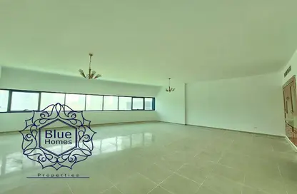 Apartment - 3 Bedrooms - 4 Bathrooms for rent in Saeed Al Alami Building - Al Taawun - Sharjah