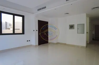 Townhouse - 3 Bedrooms - 5 Bathrooms for rent in Vardon - Damac Hills 2 - Dubai