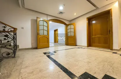 Apartment - 1 Bedroom - 1 Bathroom for rent in Diplomatic Area - Airport Road - Abu Dhabi