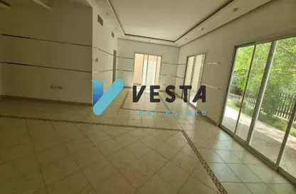 Villa - 4 Bedrooms - 6 Bathrooms for rent in Seashore - Rabdan - Abu Dhabi