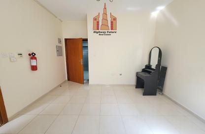 Apartment - Studio - 1 Bathroom for rent in Muwaileh Commercial - Sharjah