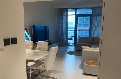 Apartment - 1 Bedroom - 1 Bathroom for sale in Marina Vista - EMAAR Beachfront - Dubai Harbour - Dubai