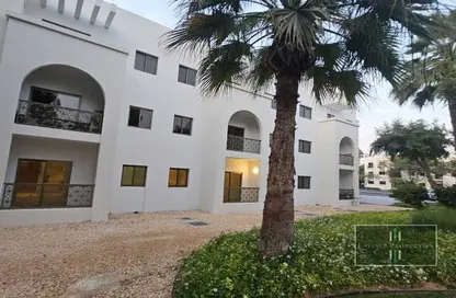 Apartment - 2 Bedrooms - 3 Bathrooms for rent in The Gardens Buildings - The Gardens - Dubai