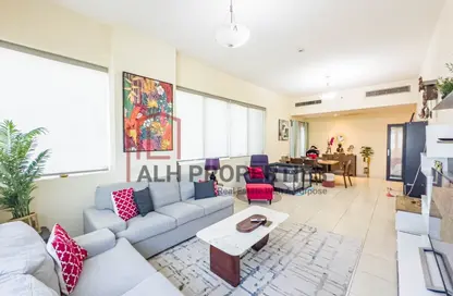 Apartment - 2 Bedrooms - 3 Bathrooms for rent in Olympic Park 1 - Olympic Park Towers - Dubai Sports City - Dubai