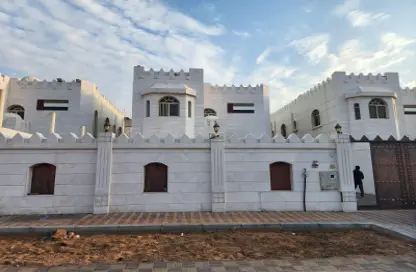 Villa - 5 Bedrooms for sale in Al Mowaihat 1 - Al Mowaihat - Ajman