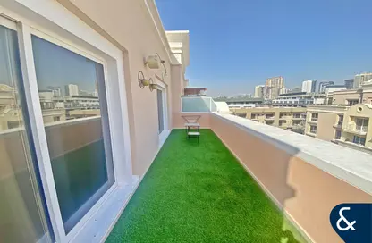 Apartment - 1 Bedroom - 2 Bathrooms for sale in Maple 2 - Emirates Gardens 2 - Jumeirah Village Circle - Dubai