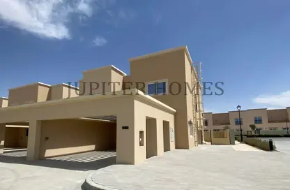 Townhouse - 4 Bedrooms - 5 Bathrooms for rent in Amaranta - Villanova - Dubai Land - Dubai