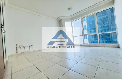 Apartment - 3 Bedrooms - 4 Bathrooms for rent in Corniche Road - Abu Dhabi