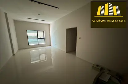 Apartment - 2 Bedrooms - 2 Bathrooms for rent in Gulfa Towers - Al Rashidiya 1 - Al Rashidiya - Ajman